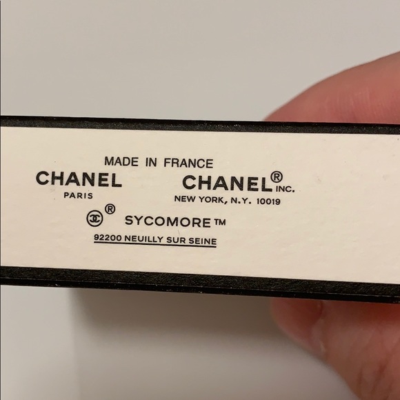 Authentic - Picture 6 of 7